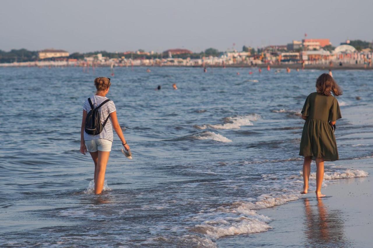 A 3 Passi Dal Mare Apartment Чоджия Екстериор снимка